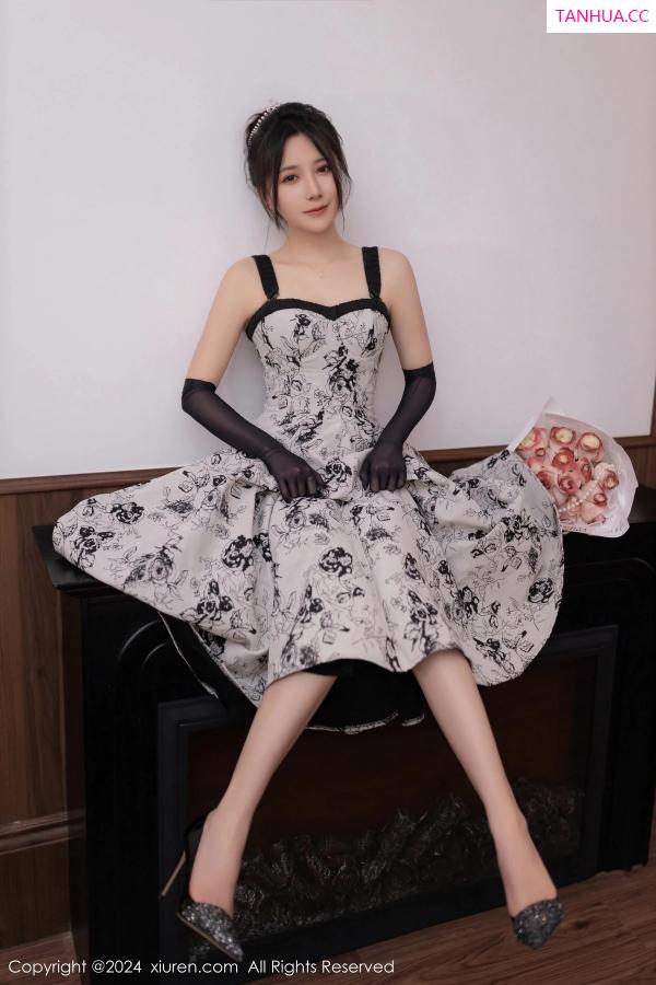 鱼子酱fish  [XiuRen]高清写真图 2024.02.19 No.8109 鱼子酱Fish 生日主题第15张图片